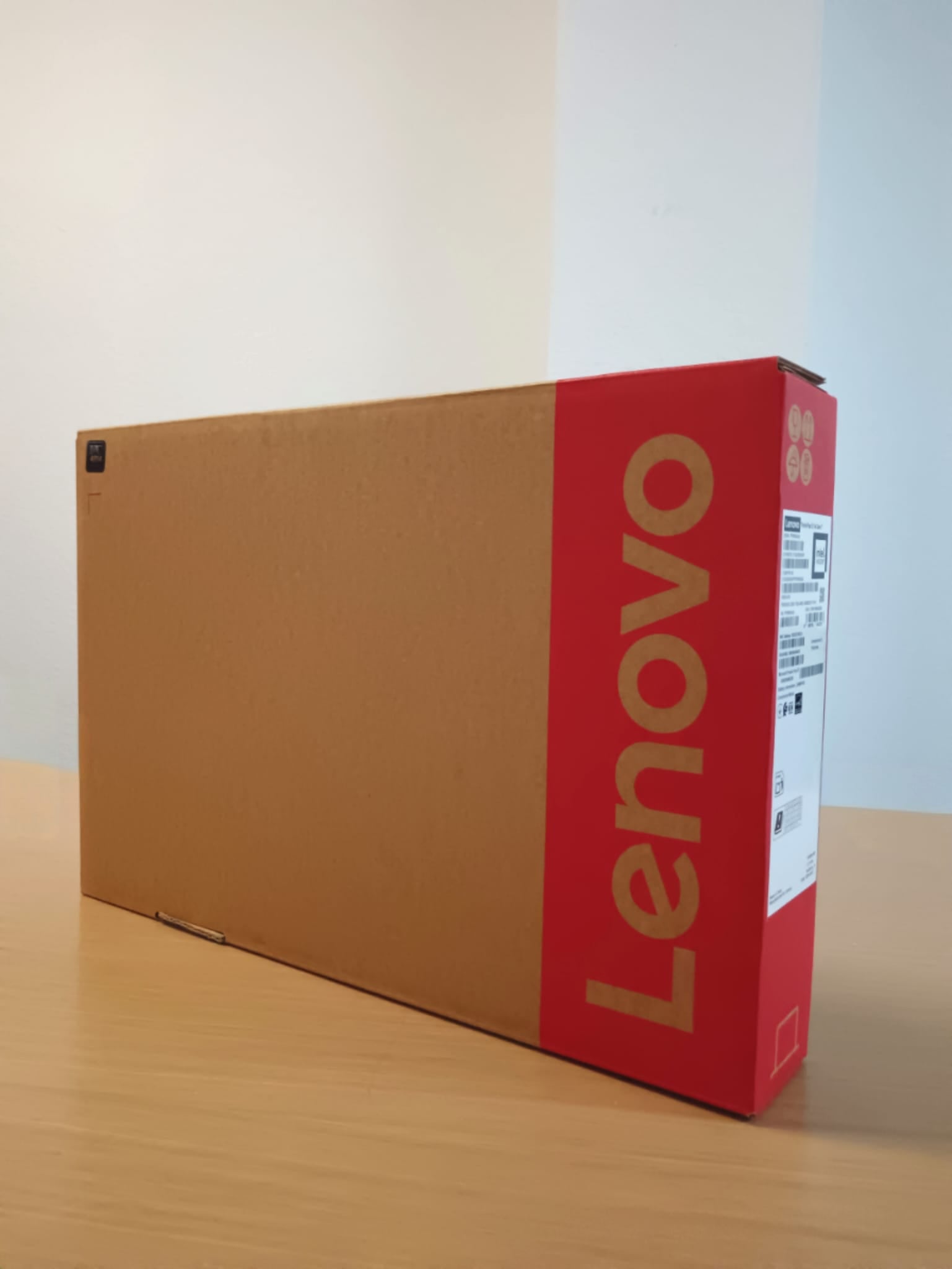 Lenovo ThinkPad E14 Gen 7 AI UltraBook| Core Ultra 7 255H, Intel Arc 140T, 16GB DDR5, 512GB NVMe