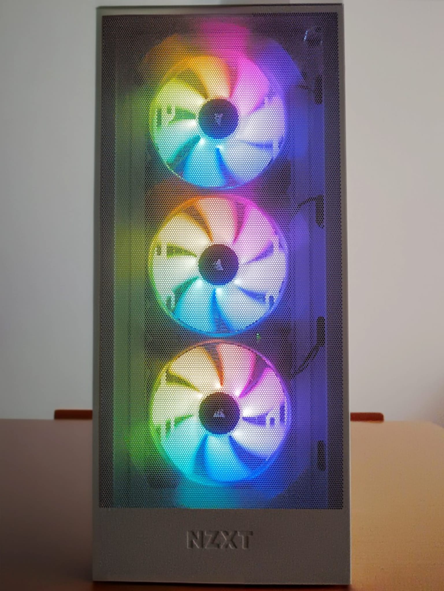 PC Custom NZXT White TOP | Intel Core I9 14900KS, RTX 5080 16GB, 48GB DDR5, 2TB NVMe