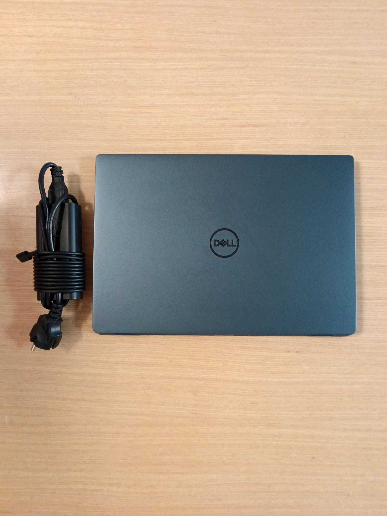 Dell Latitude 7450 14" Touchscreen AI Laptop | Core Ultra 7 165U, 32GB LPDDR5x, 512GB NVMe